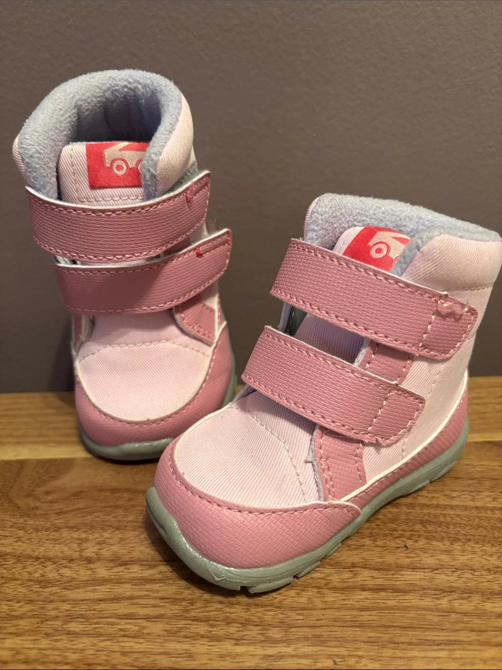 See Kai Run Basics Toddler Girls Size 4 Pink High Top Boots